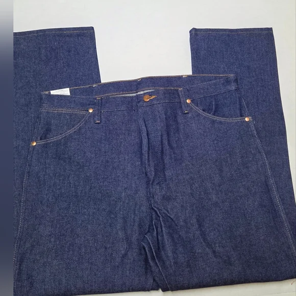 Wrangler Jeans Mens 38x30 Blue 13MWZ Straight Denim Pants Western Work Cowboy - Picture 3 of 9
